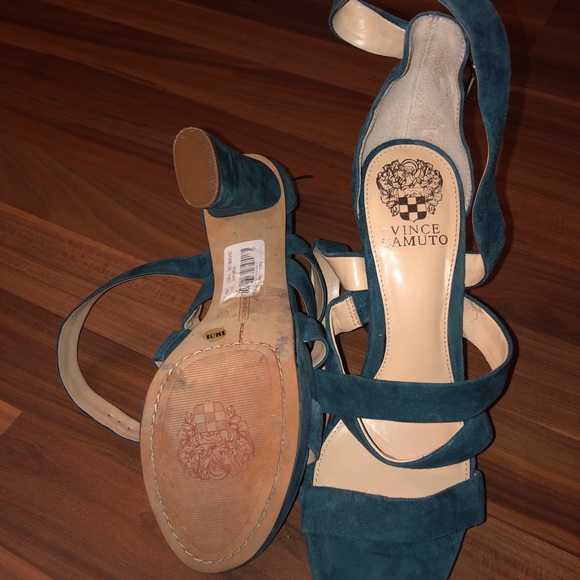 Gorgeous heels - Picture 3 of 7